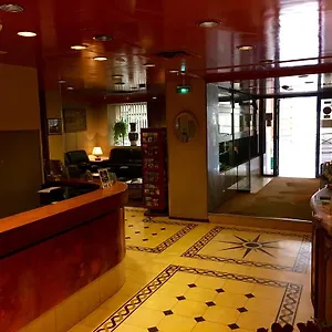 Caravelle Hotel