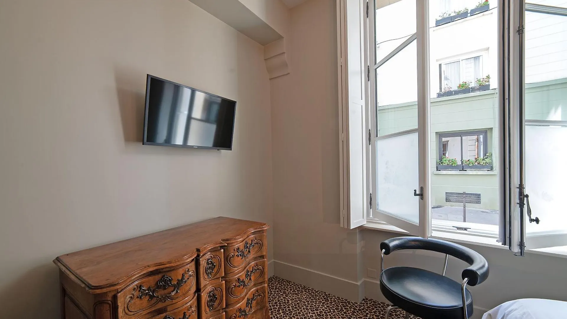 Pavillon Marais Hotel Paris Guest house